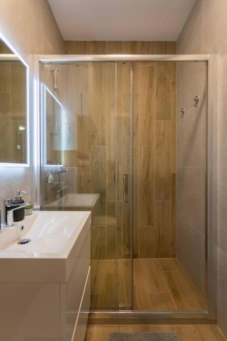 Flat4Us#Cozy#Freeparking#5People Διαμέρισμα Ζάγκρεμπ Εξωτερικό φωτογραφία